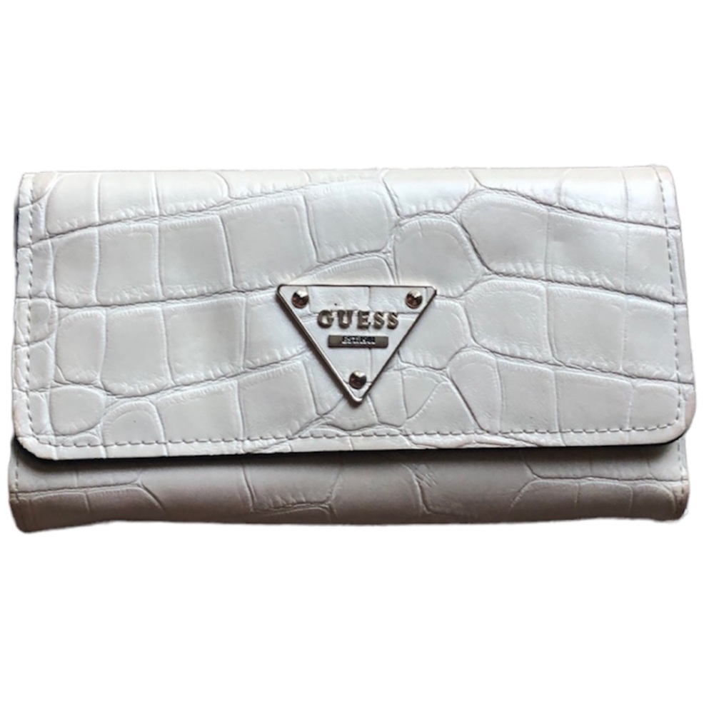 Guess wallet